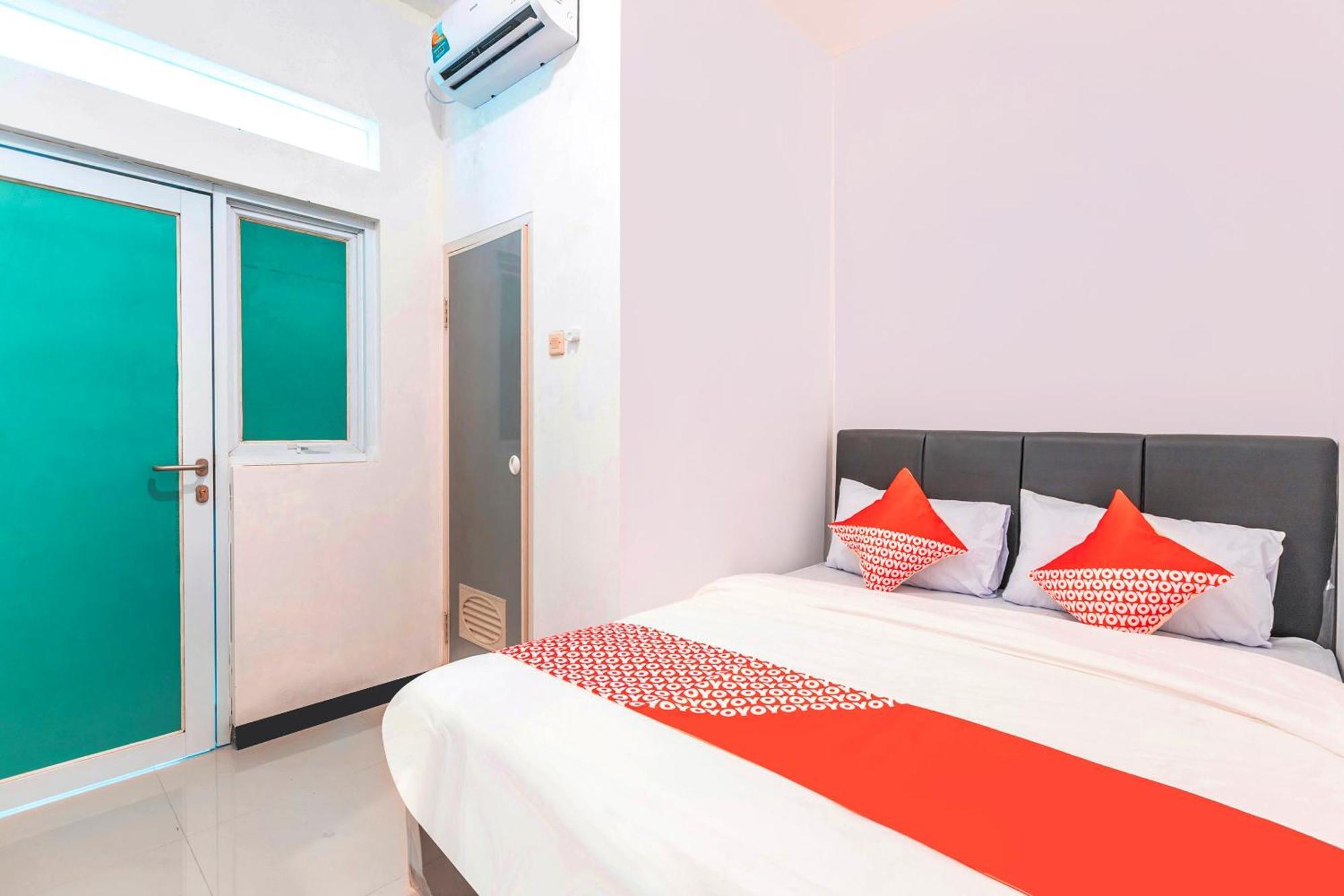 Super Oyo 2223 J&B Room Utan Kayu Jakarta Ngoại thất bức ảnh